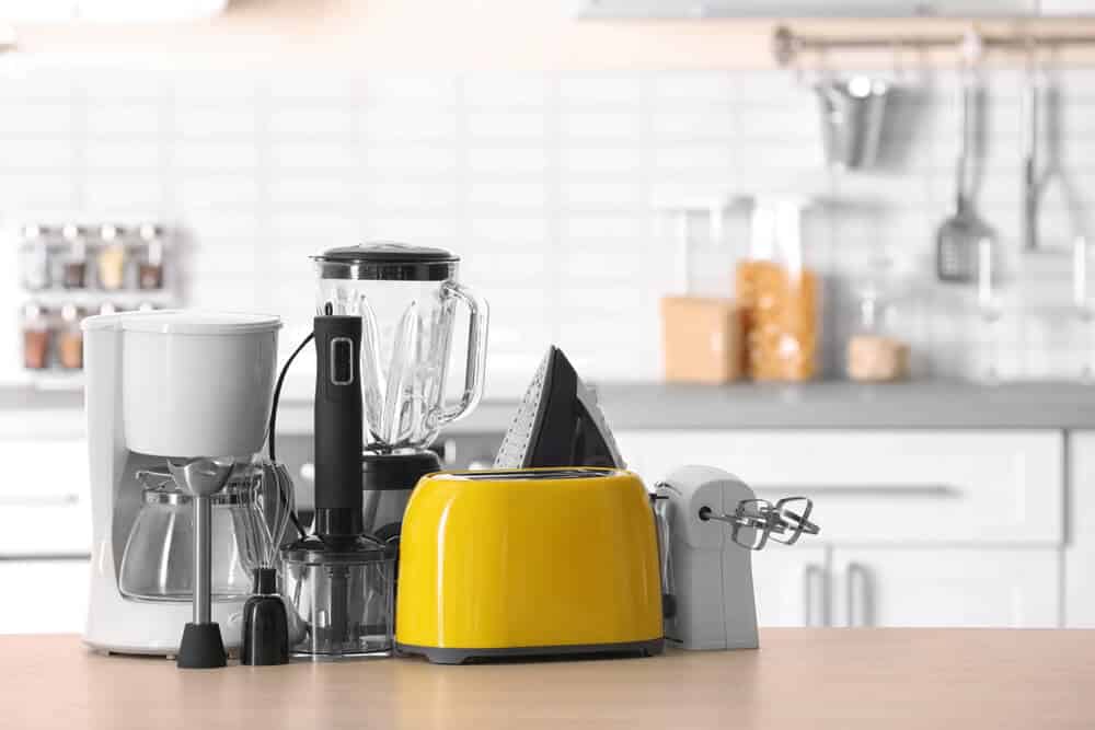 kitchen-appliances-on-counter