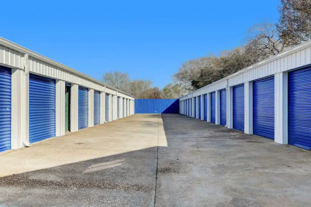 outdoor drive-up self-storage units